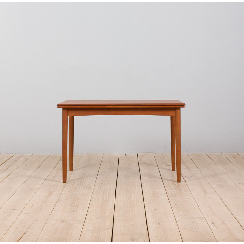 Danish vintage teak dining table with two hidden leaves, 1960s