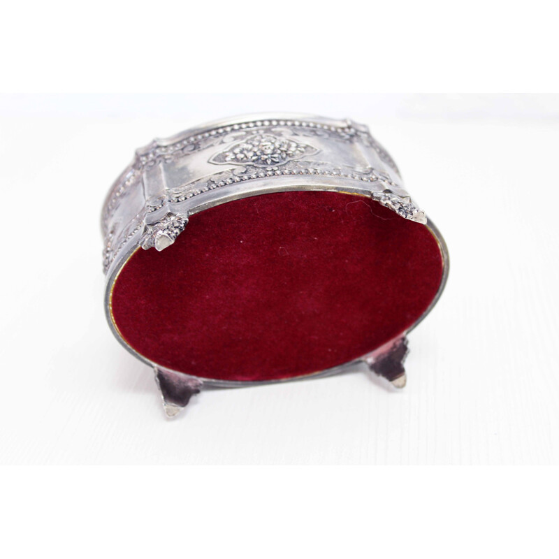 Vintage Art Nouveau silver-plated jewelry box, 1930-1940