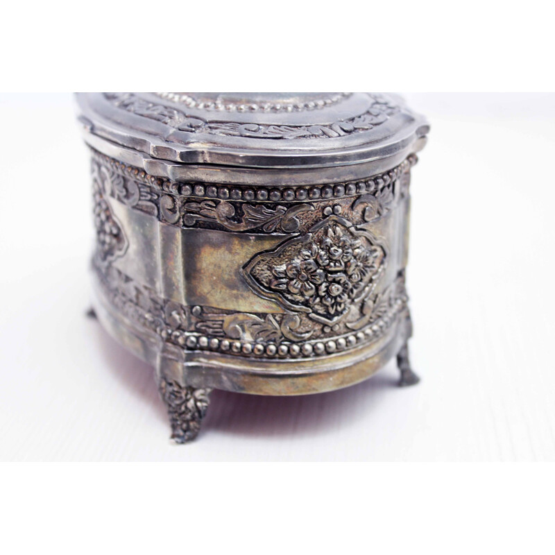 Vintage Art Nouveau silver-plated jewelry box, 1930-1940