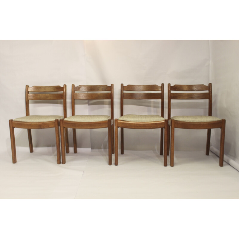 Set of 4 vintage teak chairs by Dyrlund, 1960