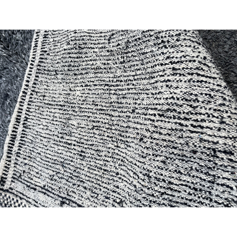 Vintage Beni Ouarain Berber rug