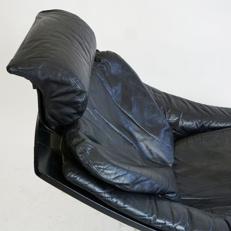 Scandinavian vintage black leather Kroken armchair by Ake Fribytter for Nelo, Sweden