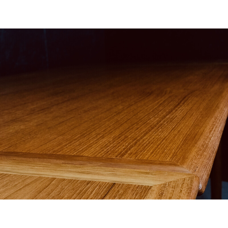 Mid-century teak extending dining table, Denmark 1960s