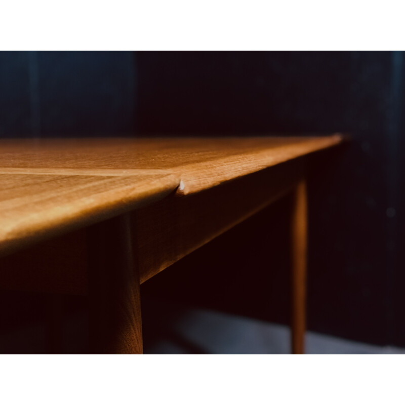 Mid-century teak extending dining table, Denmark 1960s