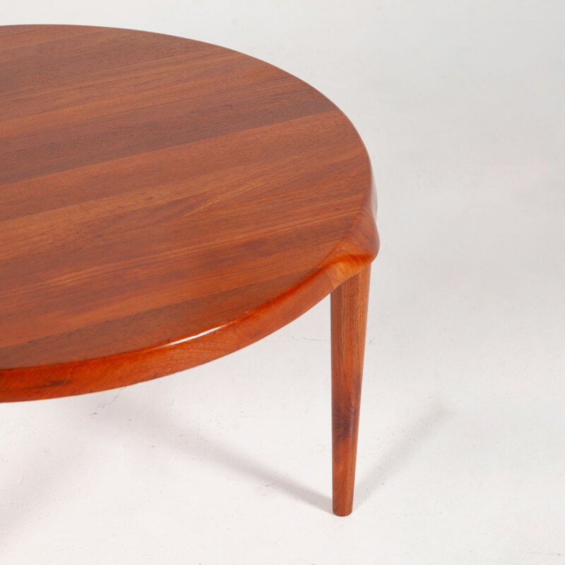 Round vintage coffee table in solid teak by John Boné for Mikael Laursen, Denmark 1960