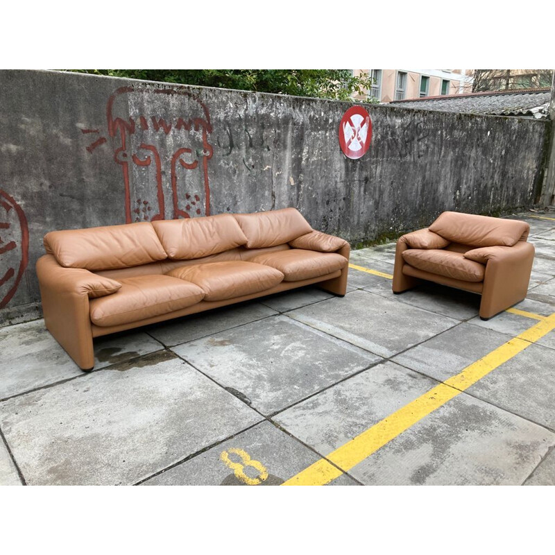 Vintage living room set in cognac leather by Vico Magistretti for Cassina, 1970