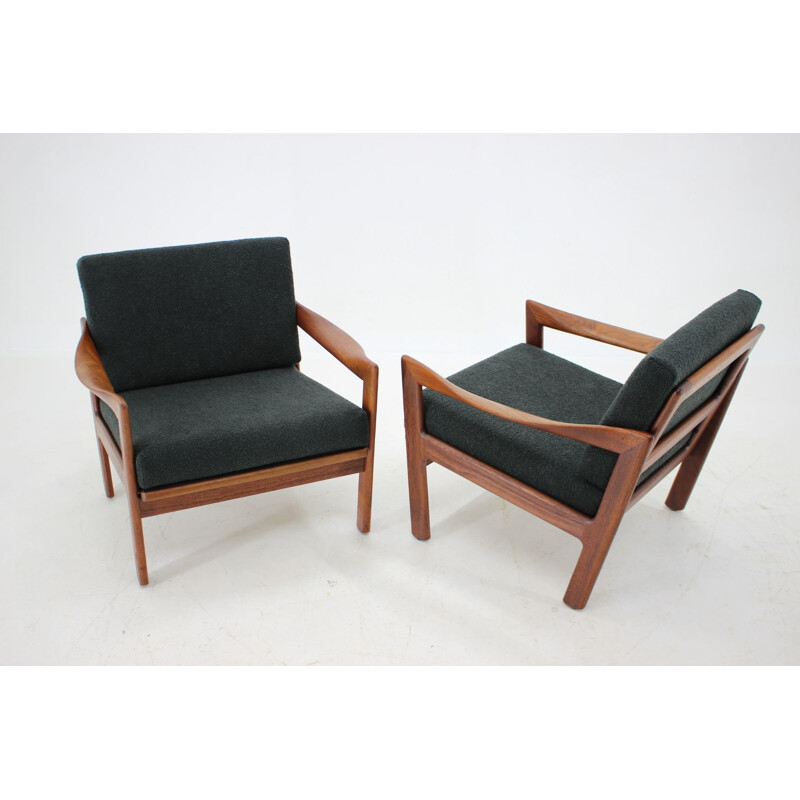 Pair of vintage armchairs by Illum Wikkelsø for Niels Eilersen, Denmark