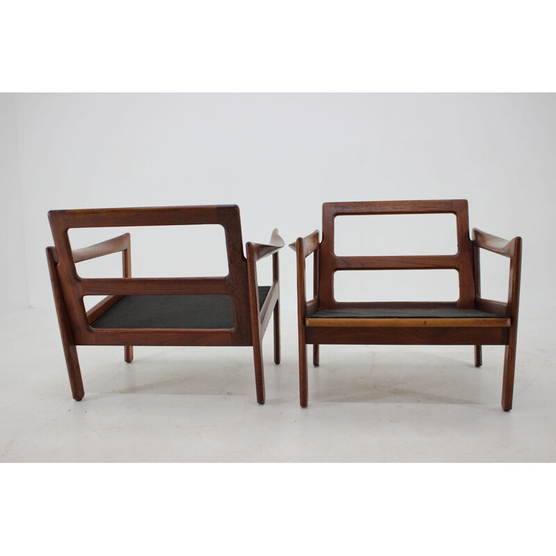 Pair of vintage armchairs by Illum Wikkelsø for Niels Eilersen, Denmark