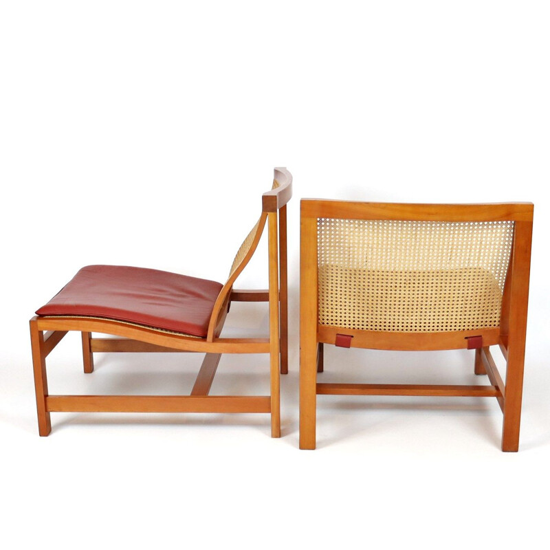 Pair of vintage armchairs "The King Serie" by Rud Thygesen and Johnny Sörensen