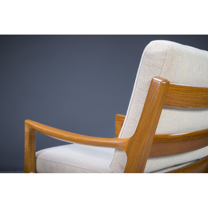 Pair of mid-century teak Senator armchairs by Ole Wanscher