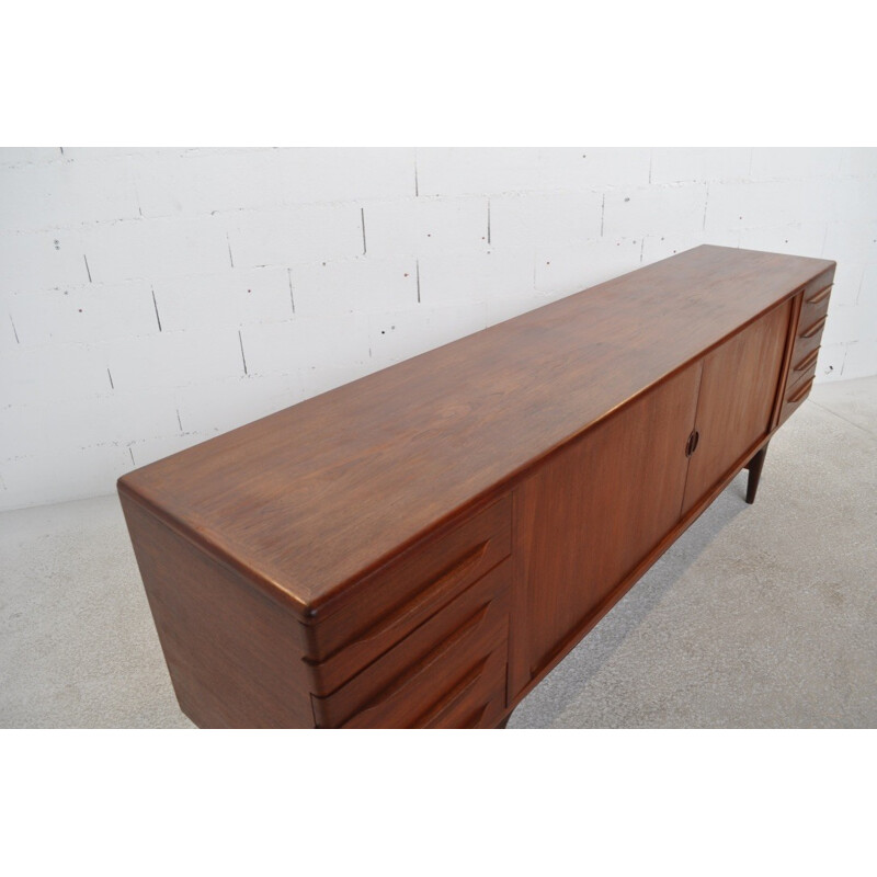 Uldum Mobelfabrik "UM 15" sideboard in teak, Johannes ANDERSEN - 1960s