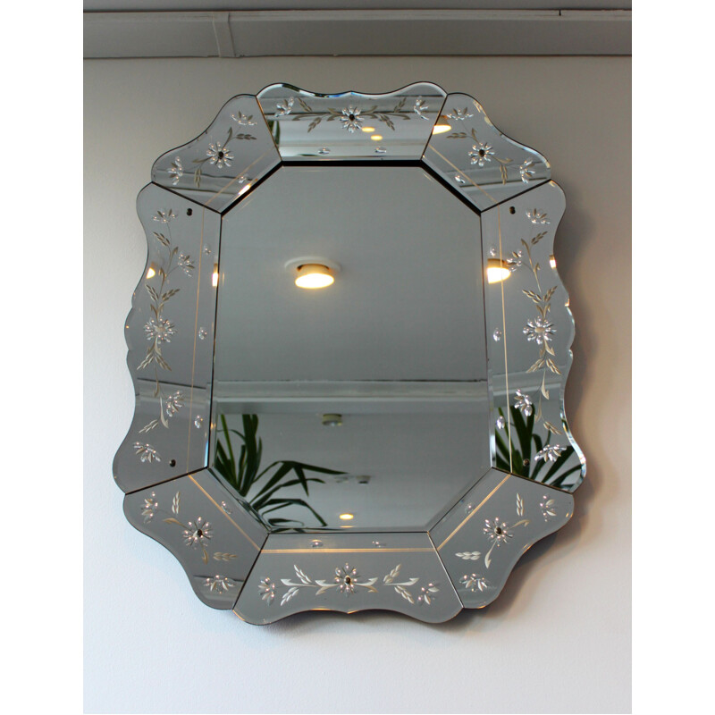Vintage mirror with facets