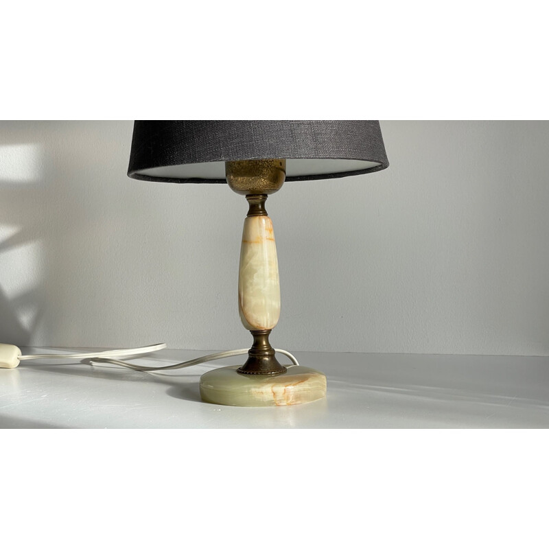 Vintage lamp in onyx stone