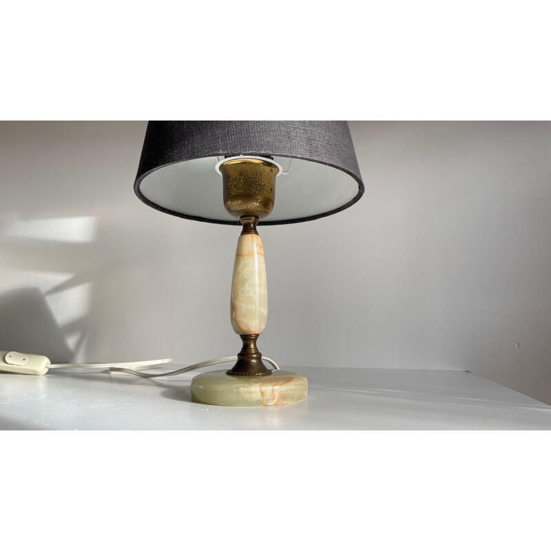 Vintage lamp in onyx stone