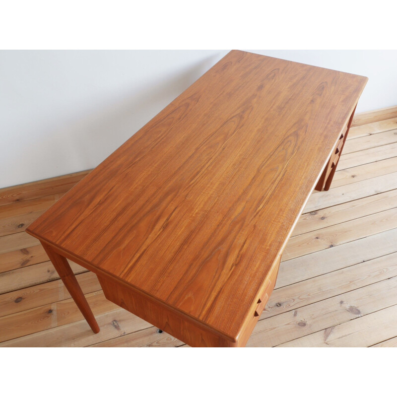 Vintage teak desk by Børge Mogensen for Søborg Møbelfabrik, Denmark 1950