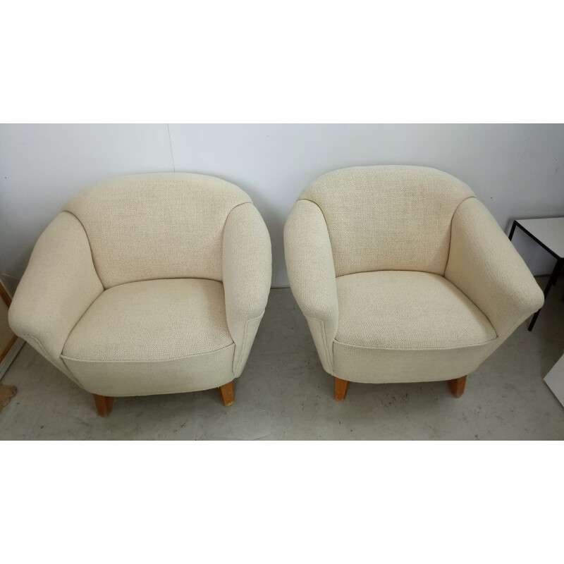 Pair of vintage armchairs by Wilhelm Knoll