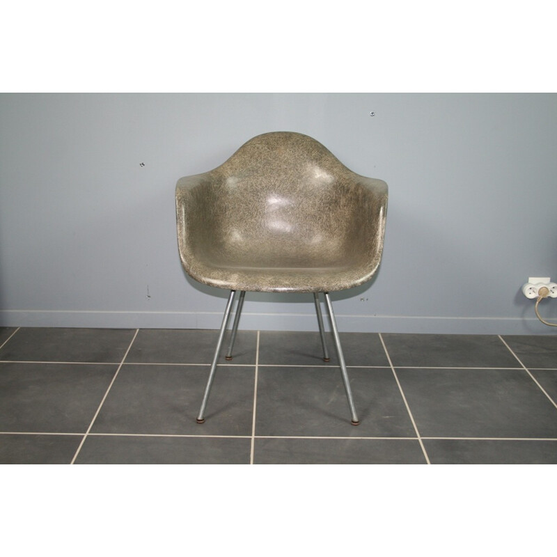 Fauteuil "DAX" Elephant grey en fibre de verre, Charles & Ray EAMES - 1953