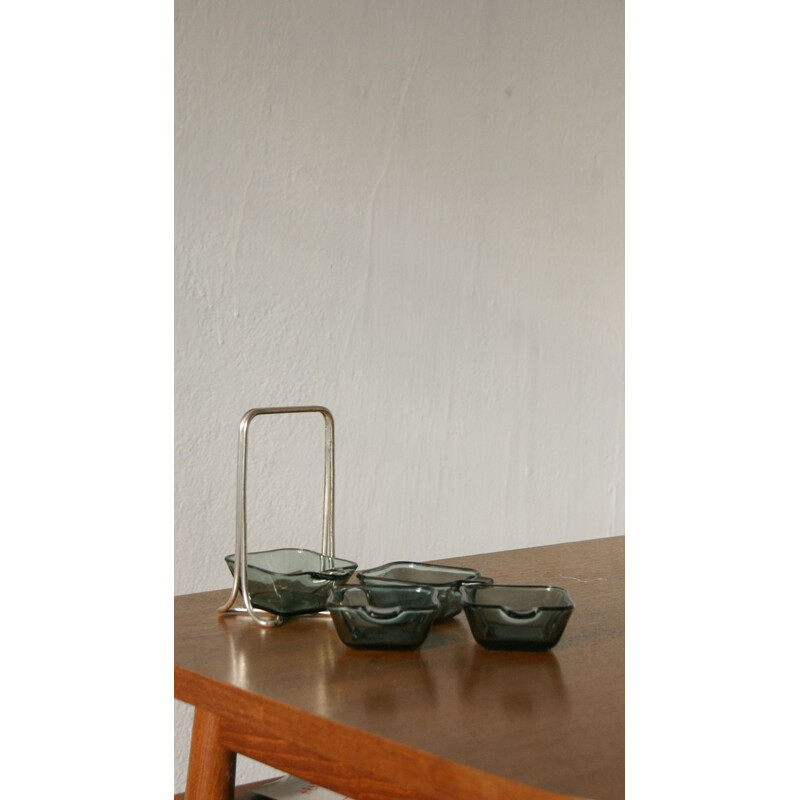 Cinzeiro vintage em vidro turmalina por Wilhelm Wagenfeld para Wmf