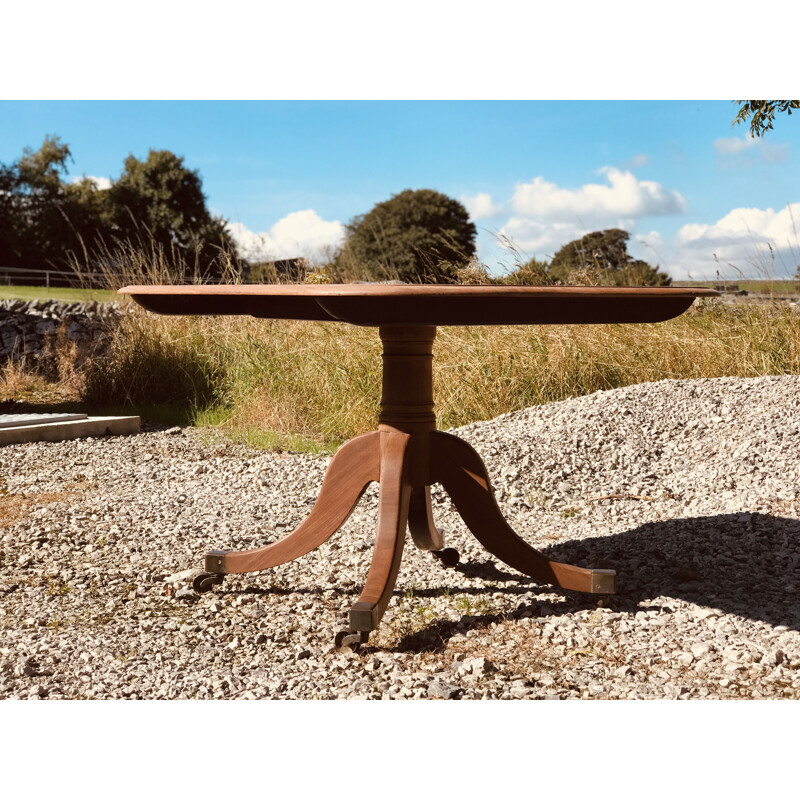 Mid century Victorian mahogany breakfast Tilt-Top table in raw wood