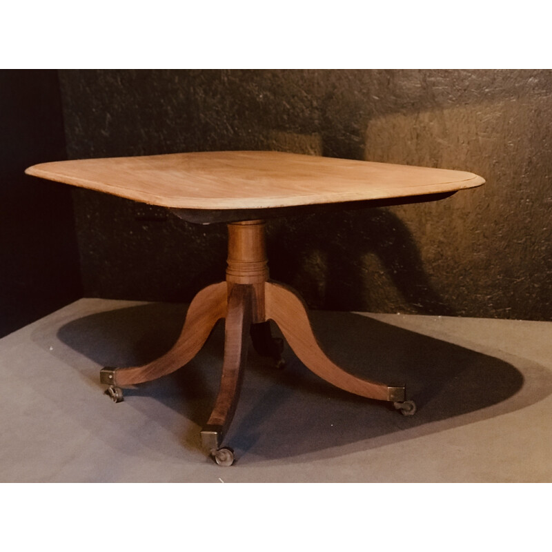 Mid century Victorian mahogany breakfast Tilt-Top table in raw wood