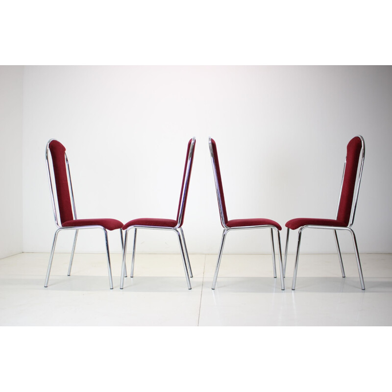 Set van 4 vintage Kovobel stoelen in bordeaux rood, Tsjechoslowakije 1980