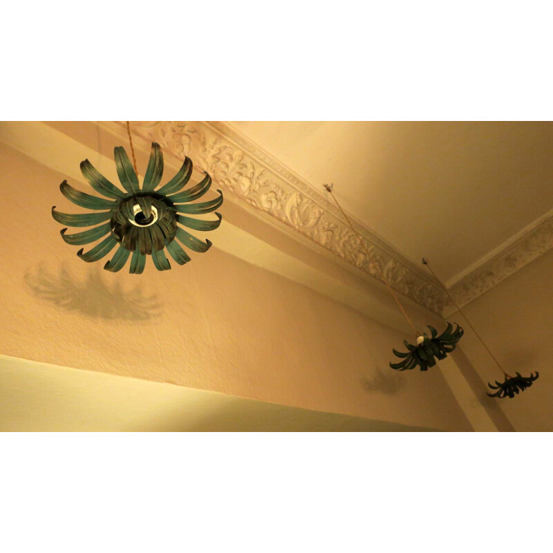 Set of 3 vintage pendant lamps in the shape of a vine leaf