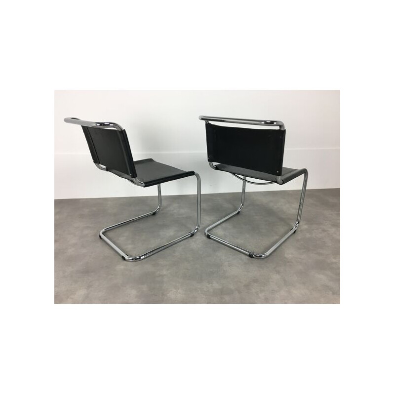 Pair of vintage black leather B33 chairs by Marcel Breuer, 1980s