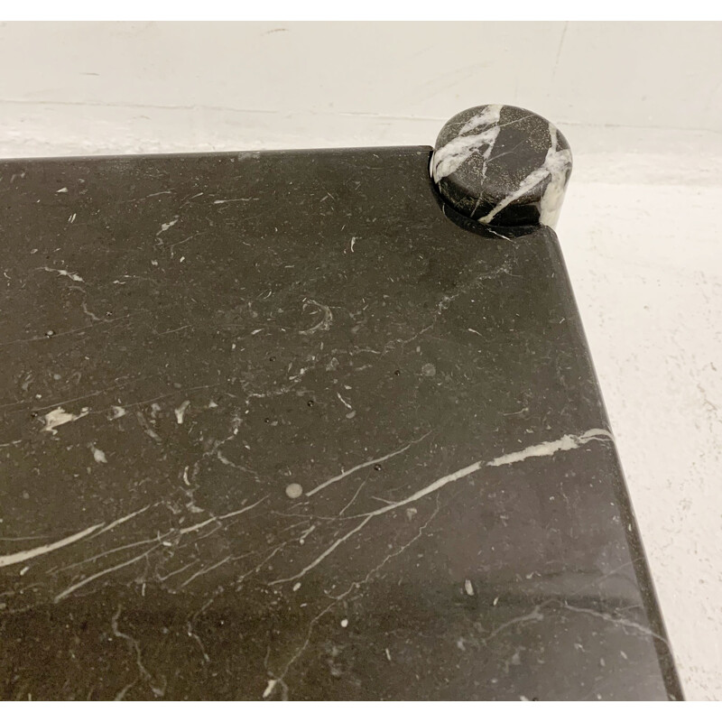 Mesa de centro cuadrada vintage de mármol negro, 1970
