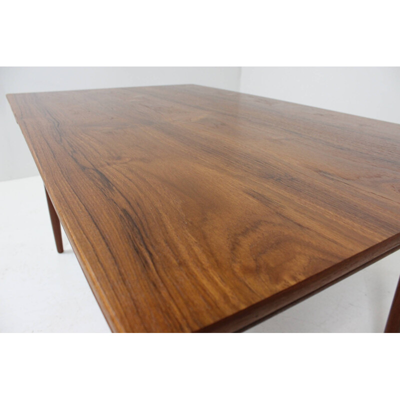 Rectangular extentable Omann Jun dining table in teak, Gunni OMANN - 1960s