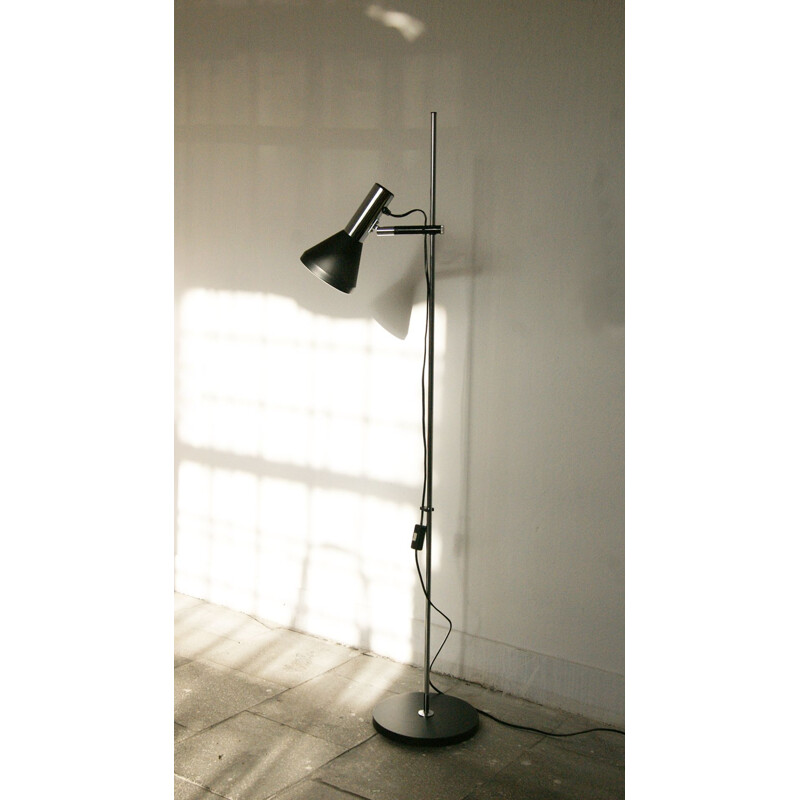 Minimalistische Vintage-Stehlampe