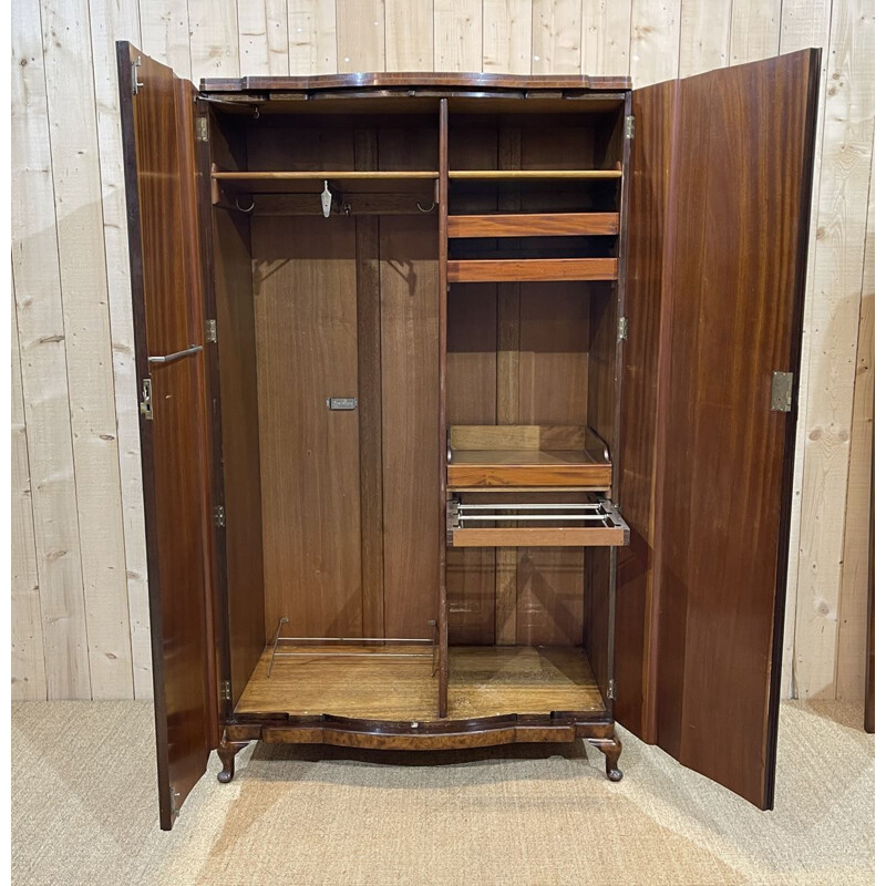 Vintage Art Deco cabinet in burr walnut