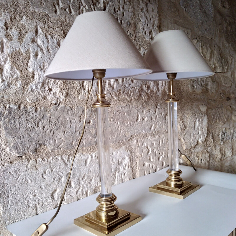 Paire de lampes vintage en altuglas et laiton