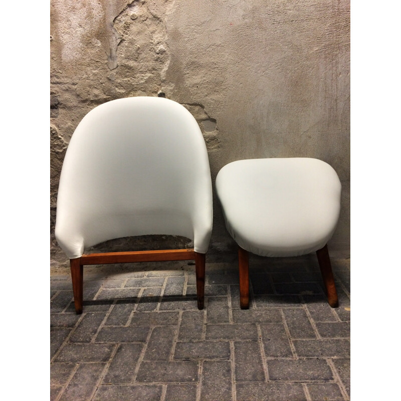 Fauteuil retapissé Artifort en teck et simili cuir blanc, Theo RUTH - 1950