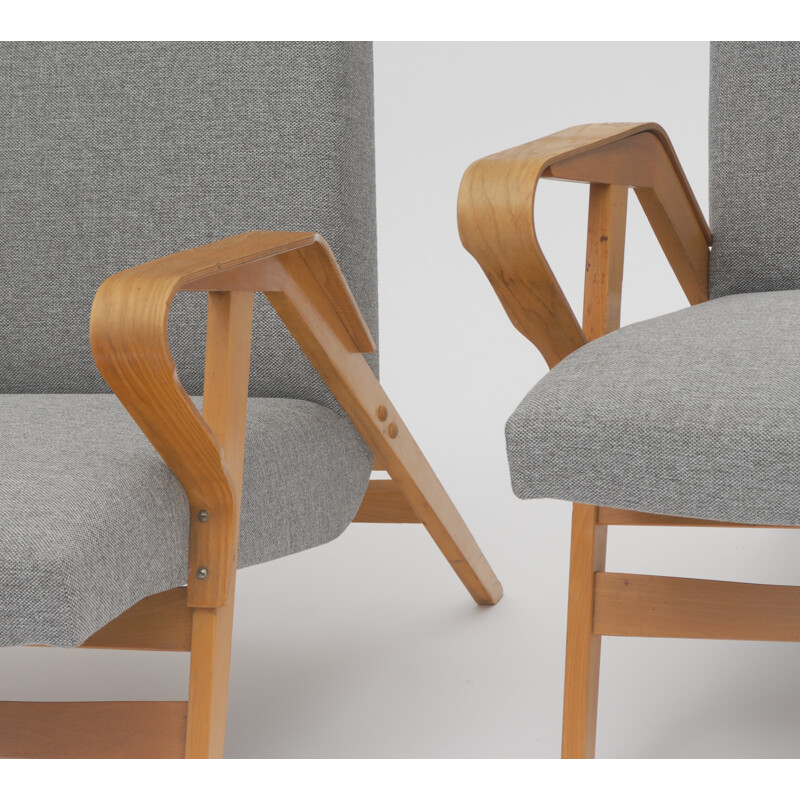 Pair of wooden Tatra Nábytok armchairs in grey fabric - 1960s