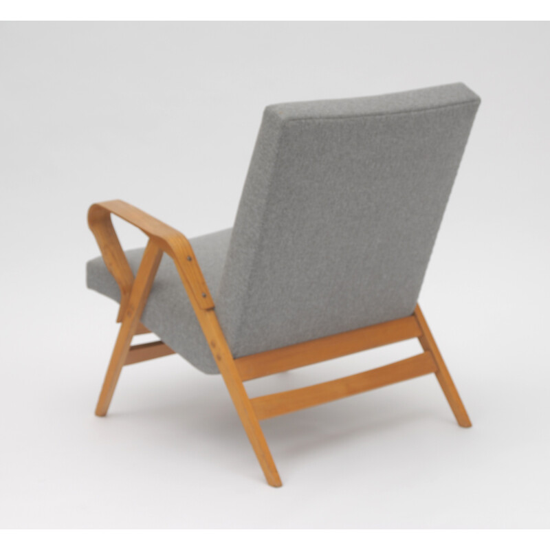 Pair of wooden Tatra Nábytok armchairs in grey fabric - 1960s