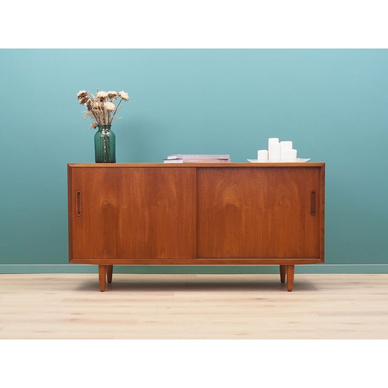 Teak vintage sideboard by Hundevad & Co, 1960s