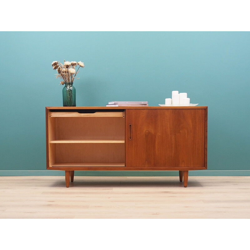 Teak vintage sideboard by Hundevad & Co, 1960s