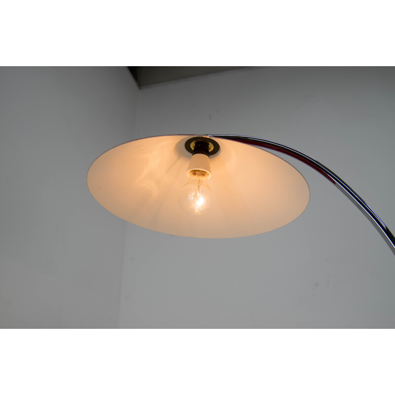 Vintage rode vloerlamp van Zukov, 1960