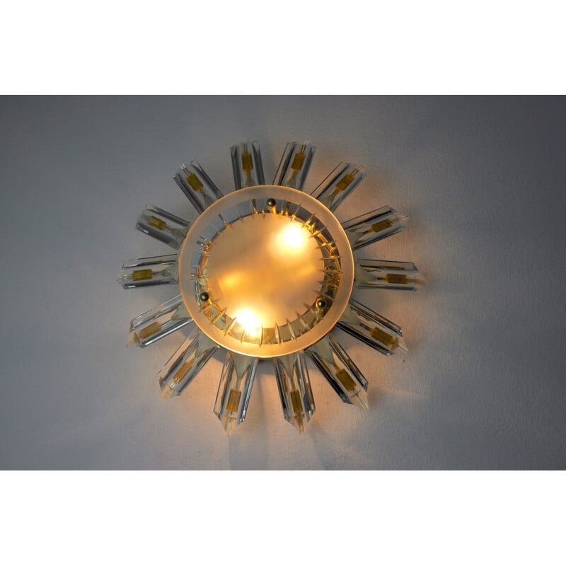 Vintage wall lamp in triedri glass by Oscar Torlasco for Stilkronen, Italy 1970