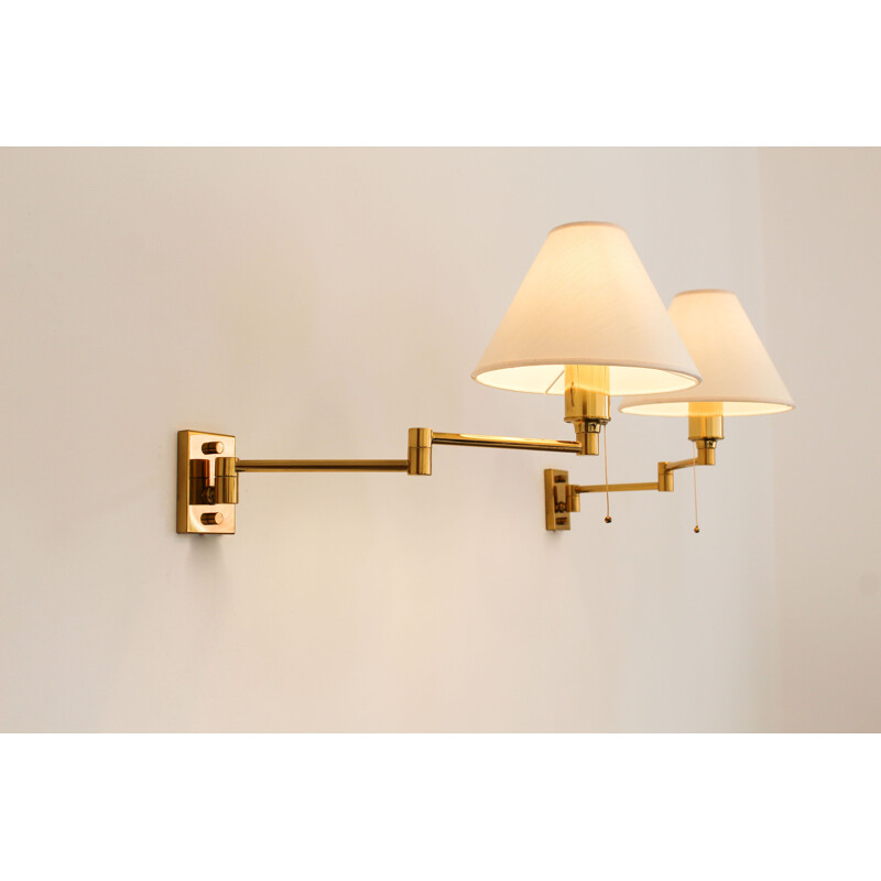 Brass vintage wall lamp with articulated arm, Italy 1970s