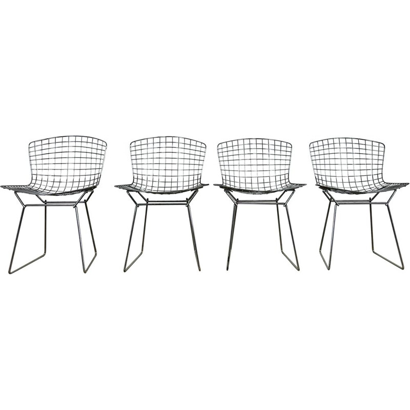 Set of 4 vintage metal chairs by Harry Bertoia for Knoll, 1960s