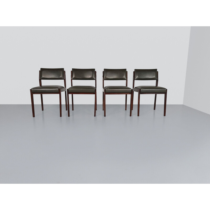 Set of 4 vintage chairs by Pieter de Bruyne for V-Form, Belgium 1960