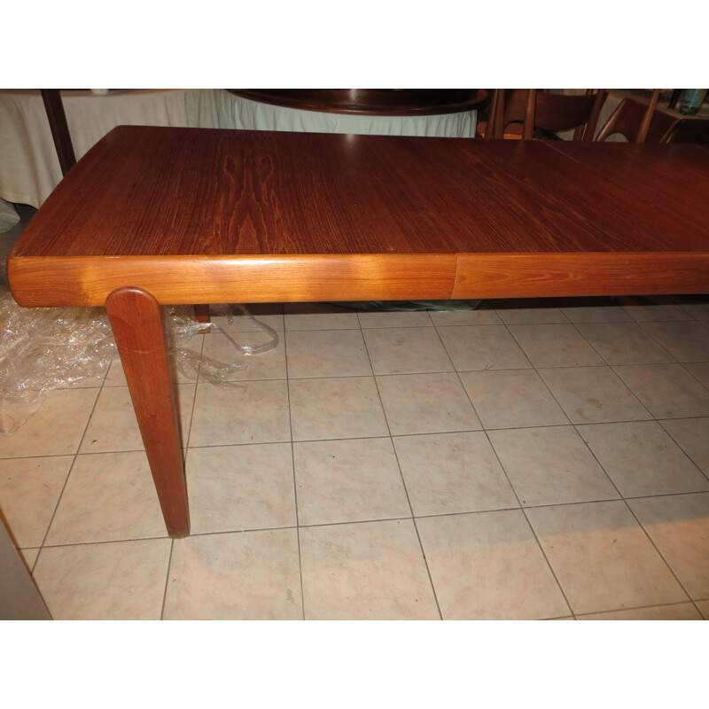 Large extendable dining table in teak, Ejvind A.JOHANSSON - 1960s