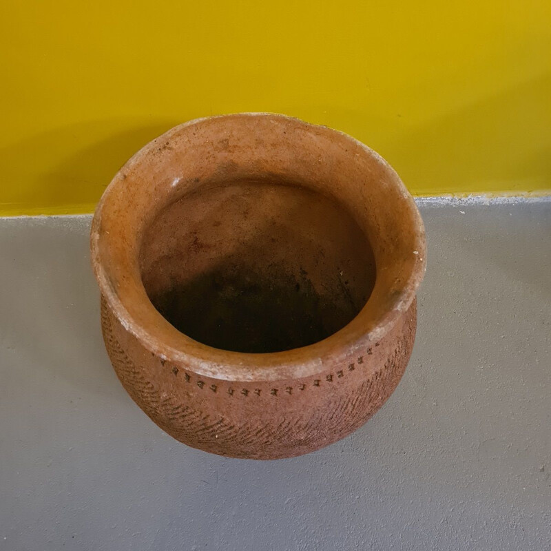 Vintage ceramic kitchen pot, Kenya 1900