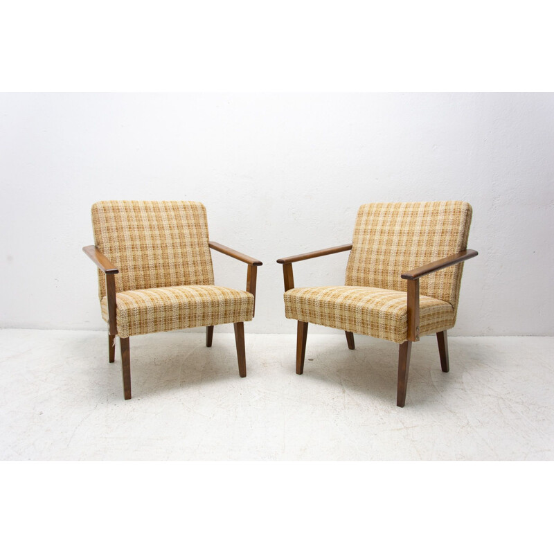 Pareja de sillones vintage de madera de haya de Tatra nábytok, República Checa 1960