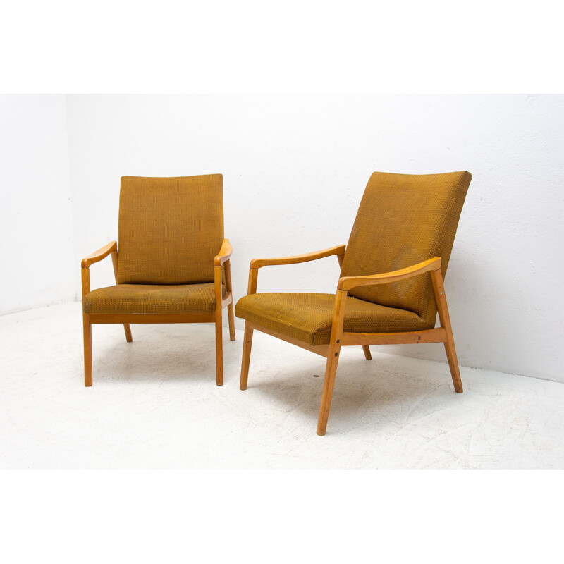 Pair of vintage beechwood armchairs "U-550" by Jiří Jiroutek for Interiér Praha, Czech 1970