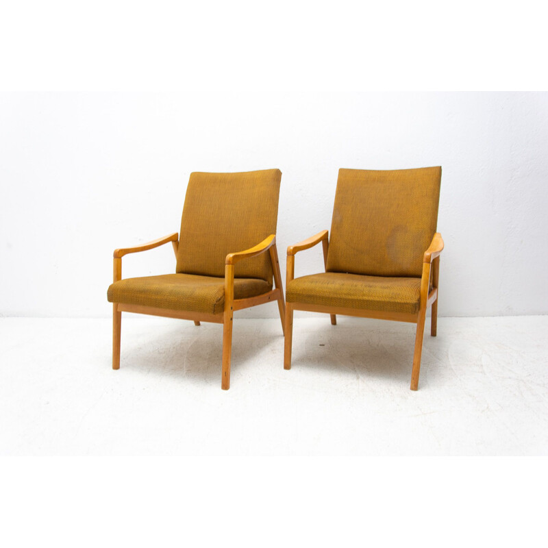 Pair of vintage beechwood armchairs "U-550" by Jiří Jiroutek for Interiér Praha, Czech 1970