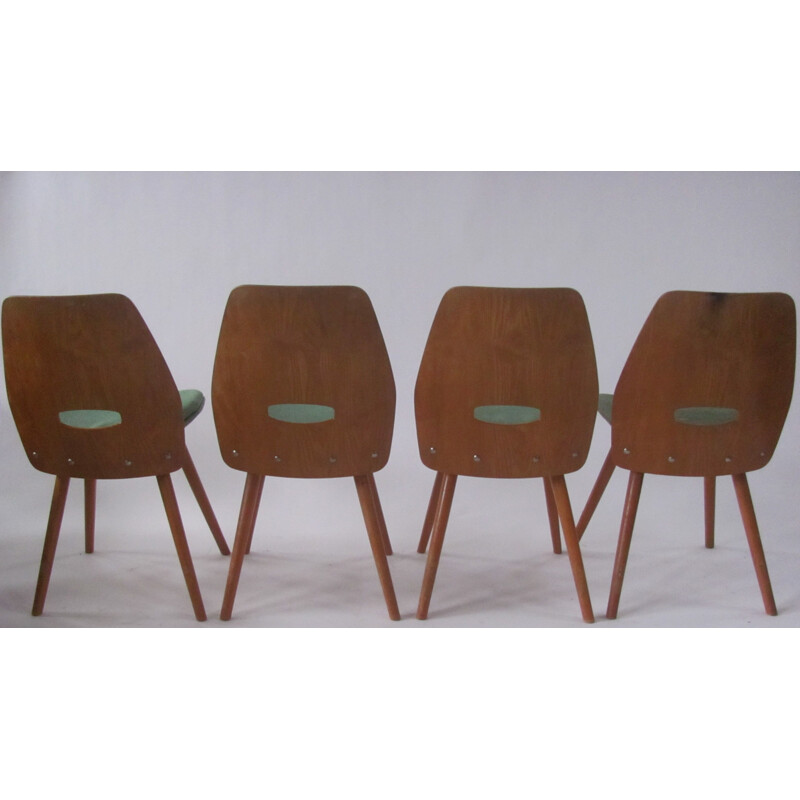 Conjunto de 4 cadeiras Lollipop vintage em folheado do P. Jirák para Tatra, Checoslováquia 1950