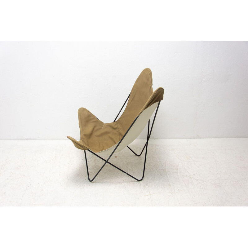 Vintage sculptural butterfly armchair by Jorge Ferrari-Hardoy, 1960s