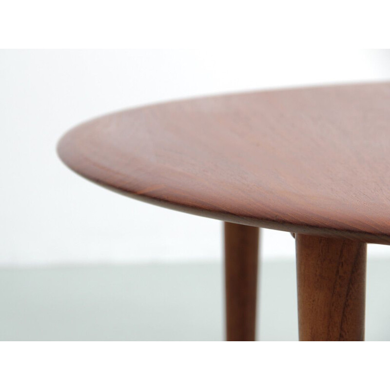 Scandinavian vintage coffee table in solid teak by Hvidt and Mølgaard Nielsen, Daneamark